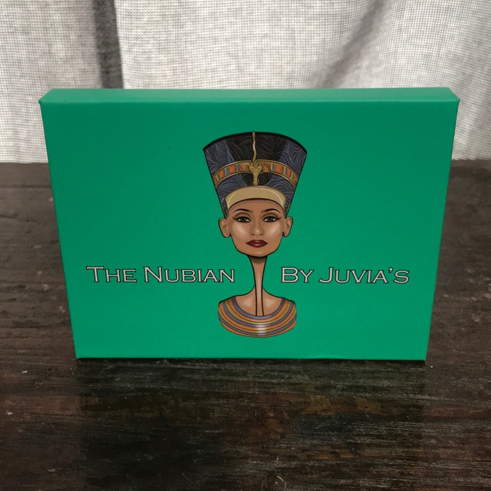 Juvias Place Nubian Mini Eyeshadow Palette